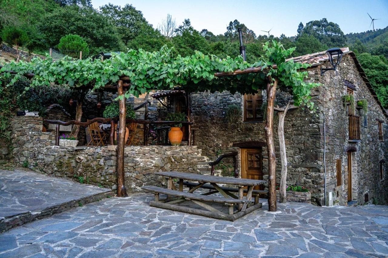 Candal  Montanhas Do Xisto - Casa Da Eiraヴィラ エクステリア 写真
